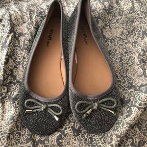 New Delia’s Girl silver metallic sparkle flats 1